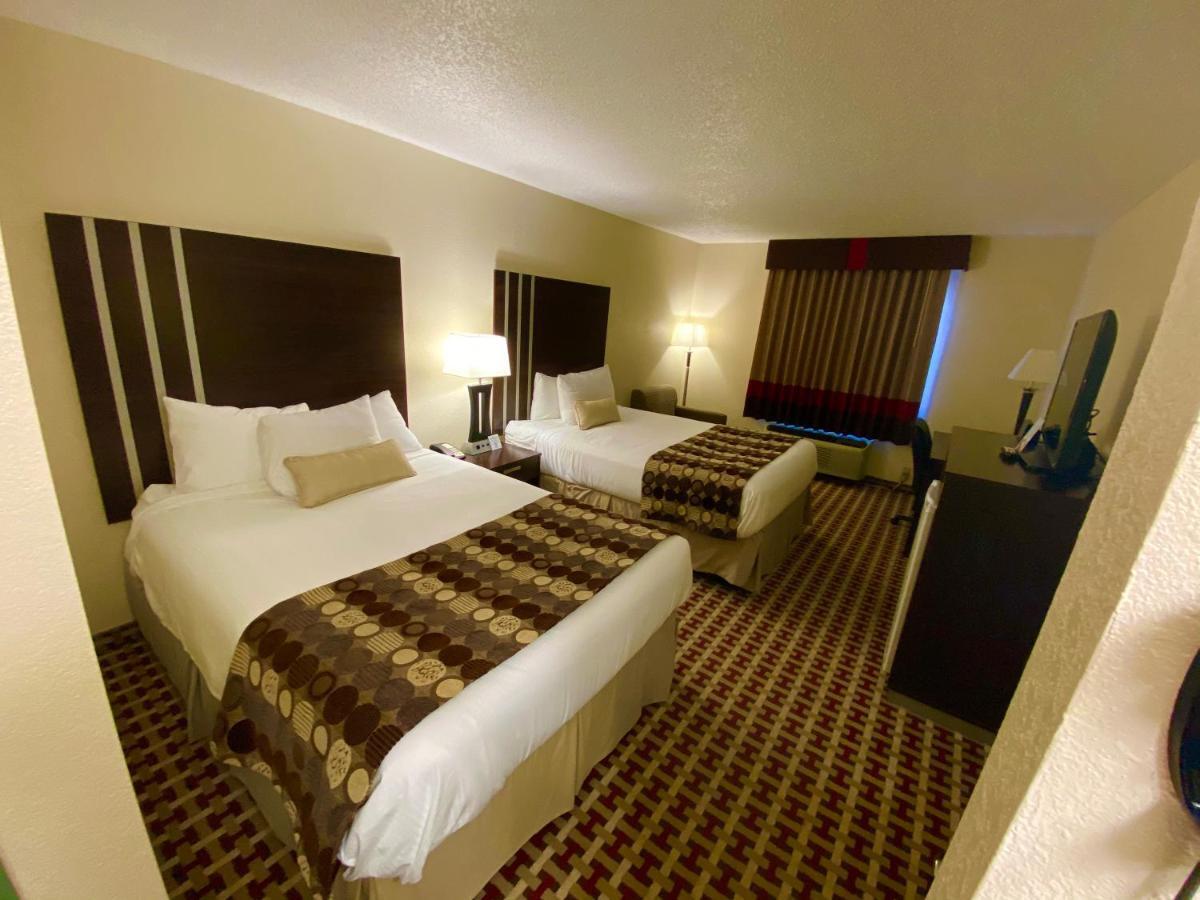 Baymont By Wyndham Smyrna Hotel Екстериор снимка